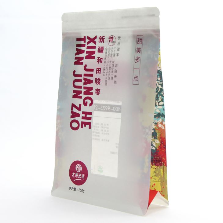 Ploché spodné vrecia s bočnými klincami pre matice